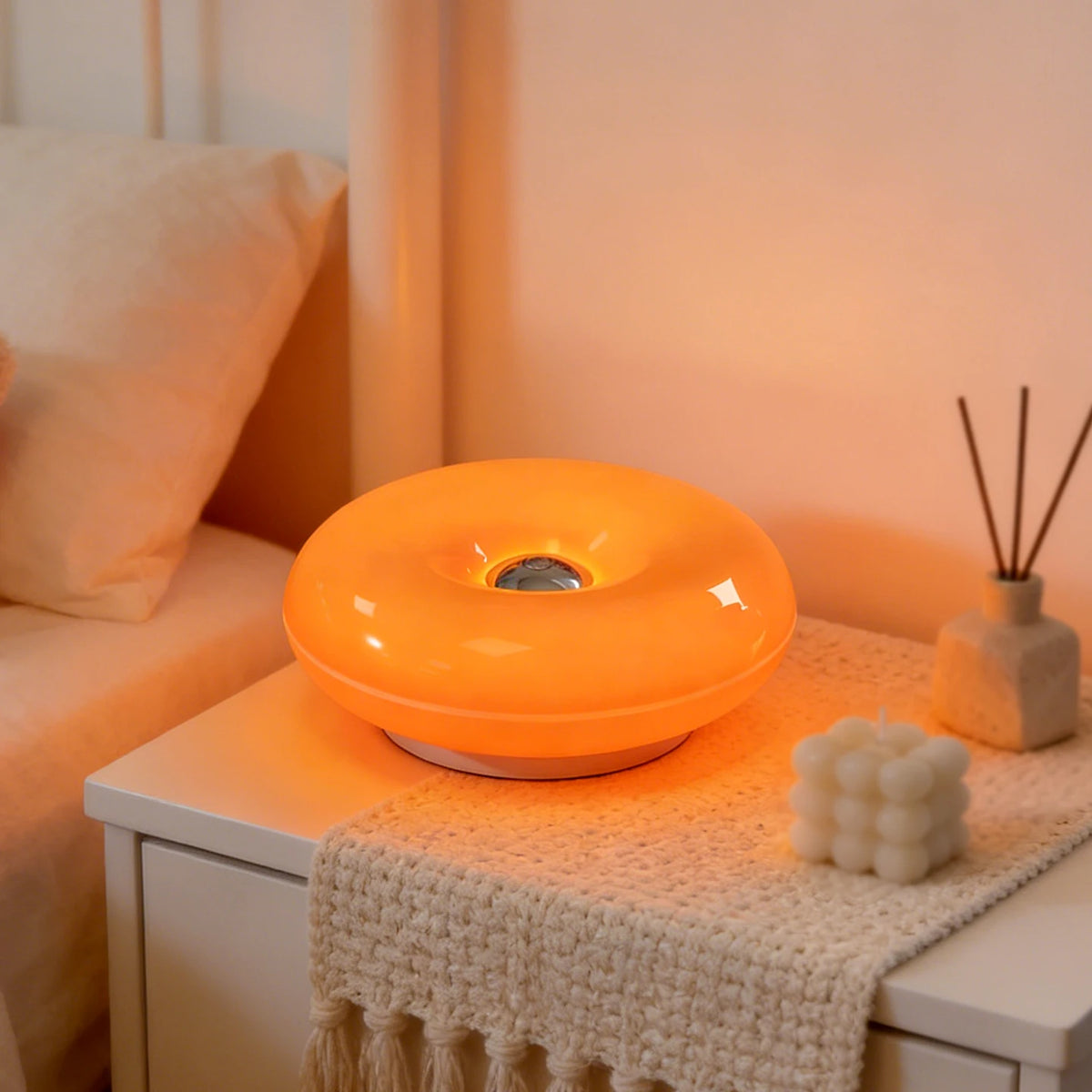 Modern Donut Glass Table Lamp – Warm LED Ambient Light